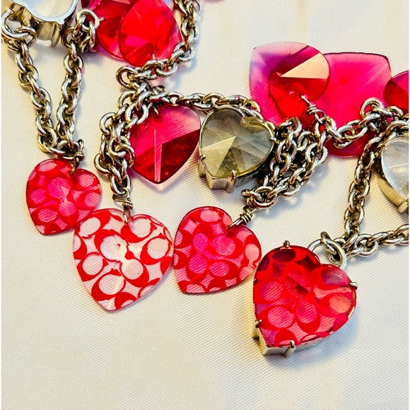 💰SOLD💰NWOT Coach Heart Charm Necklace - Picture 13 of 16